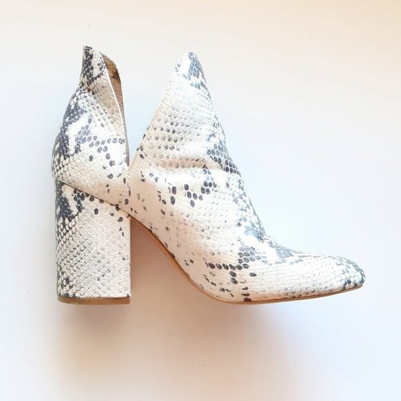 Steve Madden Cream & Grey Snakeskin Almond Toe Block Heel Ankle Boots, Booties - Picture 9 of 15